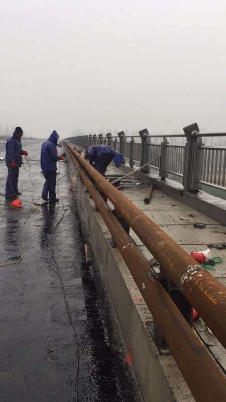 【东营】选购304桥梁不锈钢立柱常备百万吨现货