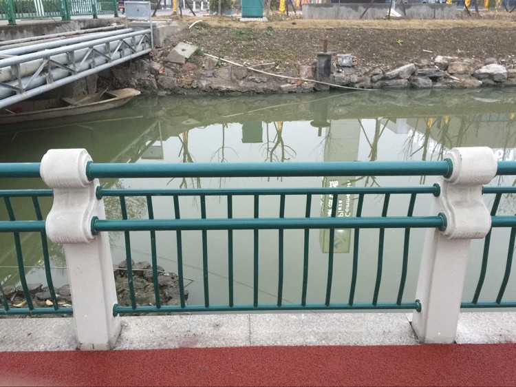 东营批发河道防护不锈钢栏杆价格优惠