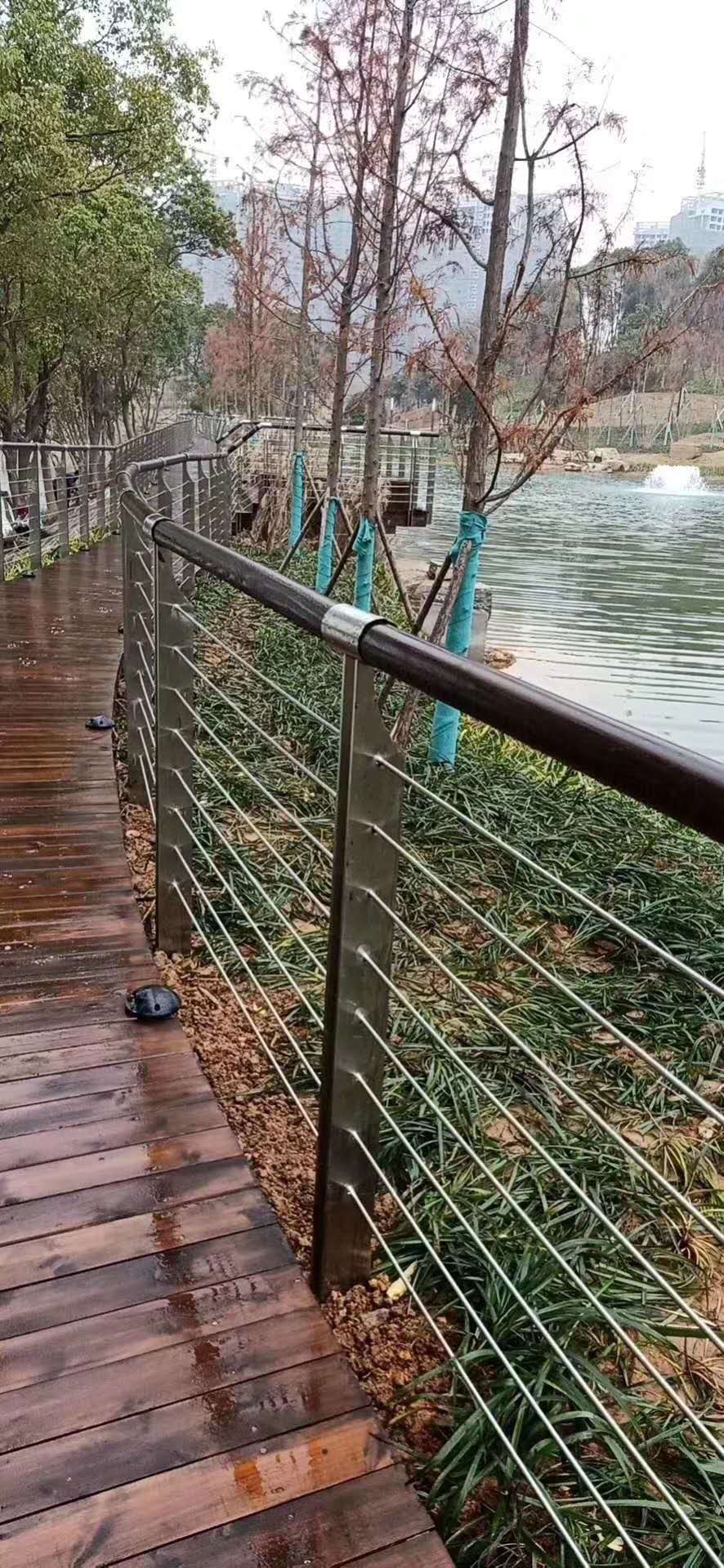 铁岭当地河道防护不锈钢栏杆提供质保书