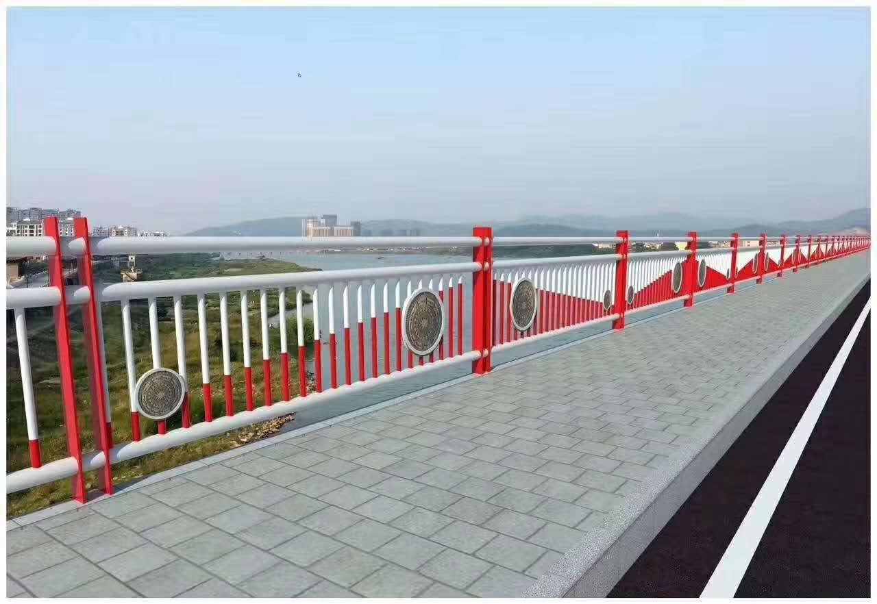 【河池】询价不锈钢碳素钢复合管栏杆可按客户需求生产