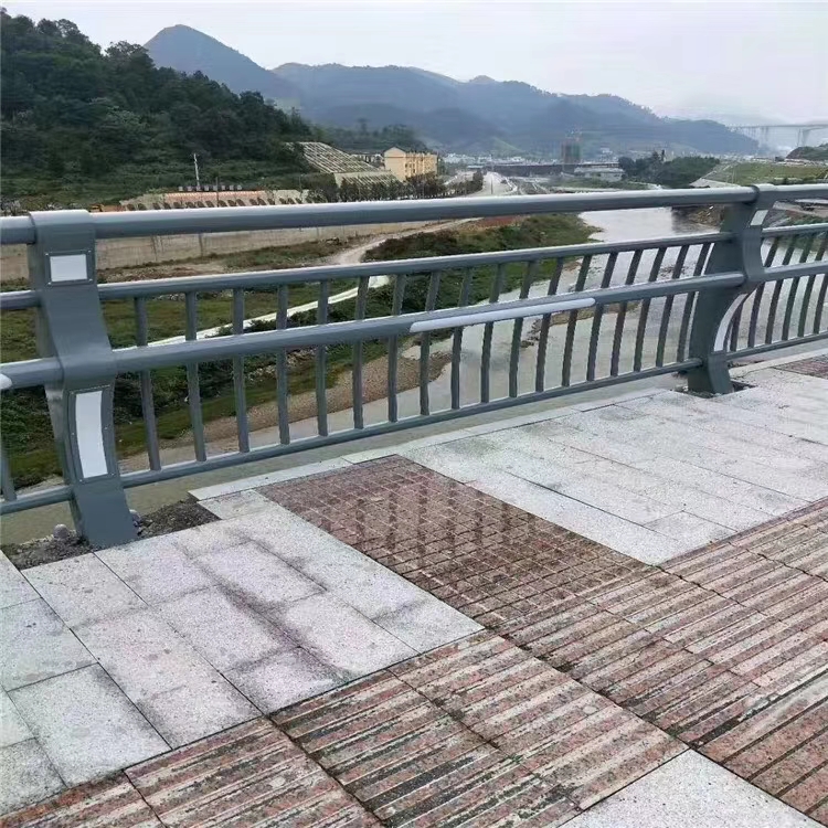 防城港不锈钢复合管桥梁立柱组装灵活